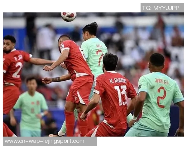 中国女足遭遇重创三记右路重拳无奈失利期待未来反弹再战辉煌 中国女足遭遇重创三记右路重拳无奈失利期待未来反弹再战辉煌